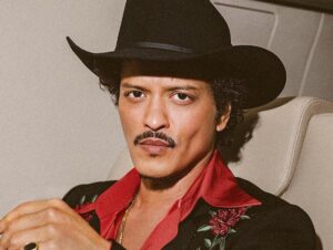 Álbum novo de Bruno Mars pode ser o maior de sua carreira, diz site