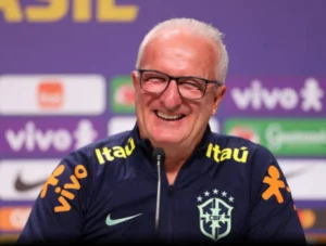 Demissão milionária: Dorival vai receber salário até 2026 mesmo com multa rescisória