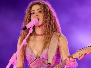 Shakira tem 1° vitória em processo de plágio no Brasil; compositores recorrem