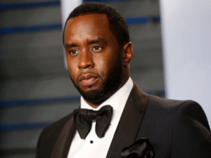 Testemunhas do julgamento descrevem ataques de Diddy contra ex-namorada
