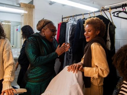 Bateu saudade? "Wicked" promove encontro de integrantes do Rouge nos bastidores