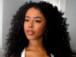 Beleza renovada: Lorena Maria revela motivo pelo qual escolheu enfrentar cirurgia