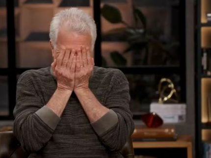 Pedro Bial exibe objetos inusitados de sua casa