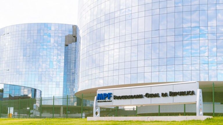 Virginia se pronuncia sobre relação com Vini Jr. pela primeira vez