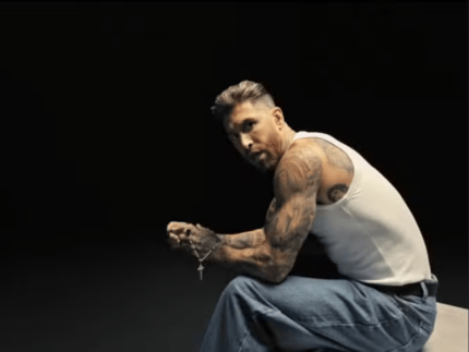 Rapper, pagode gospel e pop latino: Lembre jogadores "cantores" na história