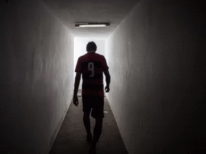 Entre campo e tentação: Há uma explicação para tantas traições de jogadores?