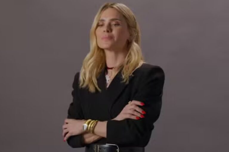 leila (carolina dieckmann) em vale tudo