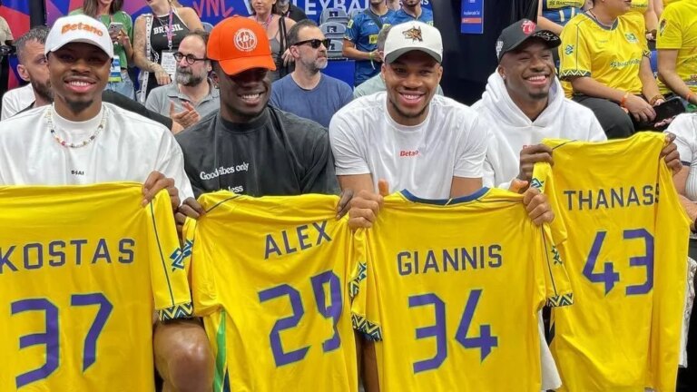 Alex Antetokounmpo assina com o Bucks e faz história ao lado dos irmãos