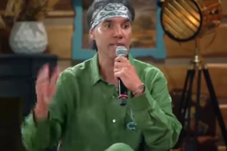 fernando na cabine de descompressão de a fazenda 17