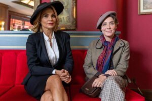 Sandra (Flávia Alessandra) e Inês (Joana Solnado) em