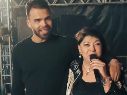 Roberta Miranda rebate ataques por namoro com homem 44 anos mais jovem: "Estou nem aí"