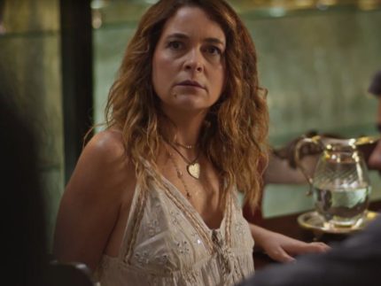 "Dona de Mim": Filipa descobre crime de Jaques contra Abel e acaba internada à força