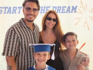 Após flagra indo para Paris Juntos, Jonathan Couto publica foto em família com Sarah Poncio