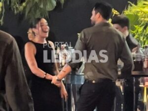 Matheus Vargas é visto em clima de romance com morena misteriosa na festa de Marrone