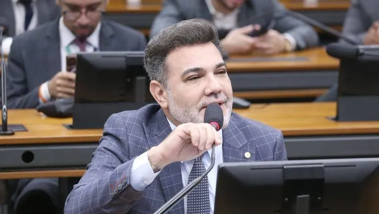 CCJ aprova aumento da pena pelo crime de ultraje a culto