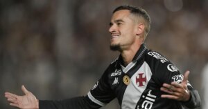 Philippe Coutinho compara torcida do Vasco à do Liverpool: "Mesma coisa"