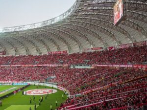 Goleadas e avanço dos rivais elevam risco de rebaixamento do Inter a quase 80%