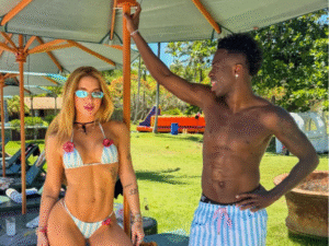 Após festa de pré-réveillon na Bahia, Virginia já tem data para retornar à Espanha