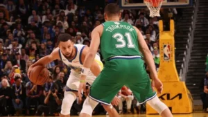 NBA: Warriors vencem Mavs no Natal em jogo marcado por nova lesão de Davis