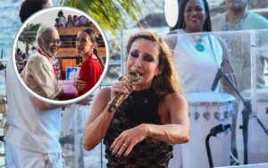 Cláudia Leitte chora ao falar de Preta Gil diante do camarote Expresso 2222 - Foto : Webert Belicio/ AgNews