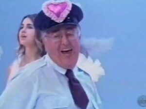 Roberto Marquis, humorista de "A Praça É Nossa", morre aos 83 anos