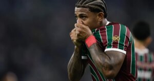 Fluminense e Coritiba empatam em 1 a 1 no Couto Pereira