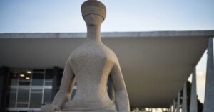 População não acredita mais no STF, que segue intocável, diz jurista