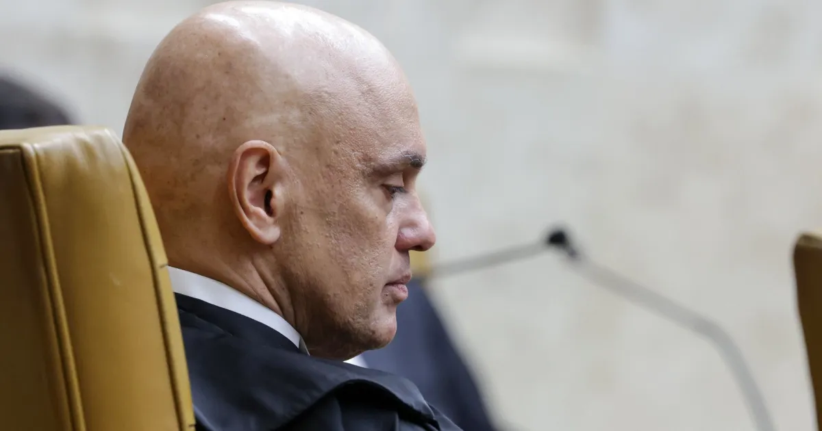 Moraes pede manifestação da PGR sobre malas sem raio-x em voo de Hugo